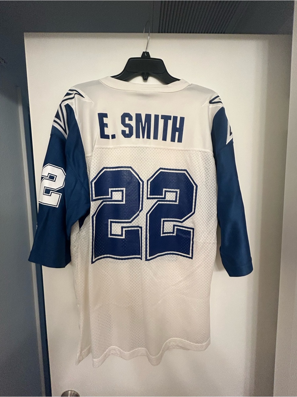 Vintage Emmitt Smith #22 Cowboys Football Jersey - Picture 2 of 2